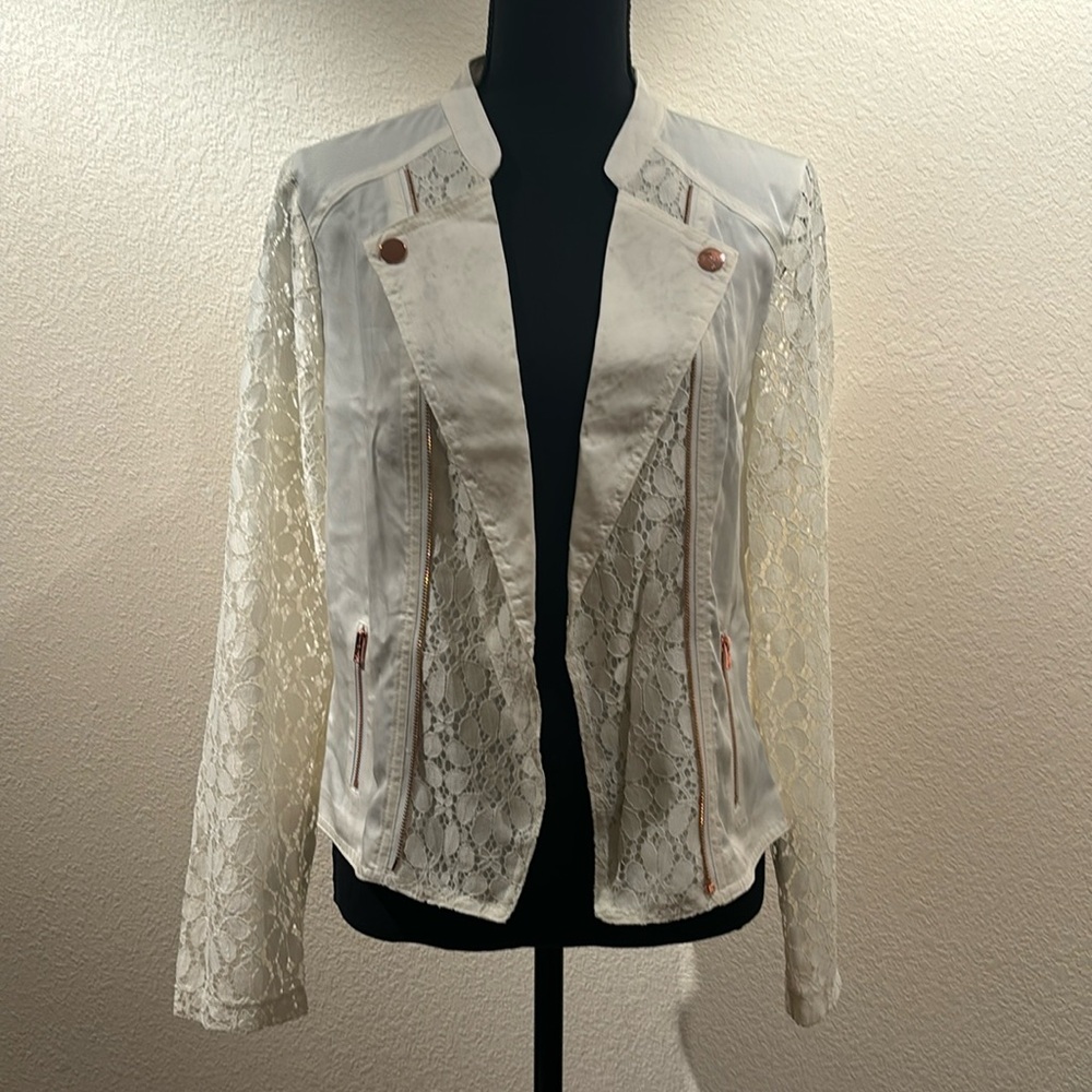 Candies Cream/Off White Lace Jacket - Picture 2 of 8